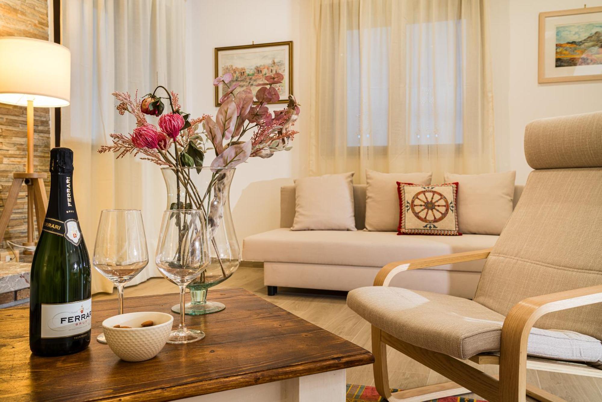 Nuciara Luxury Apartment Taormina Esterno foto
